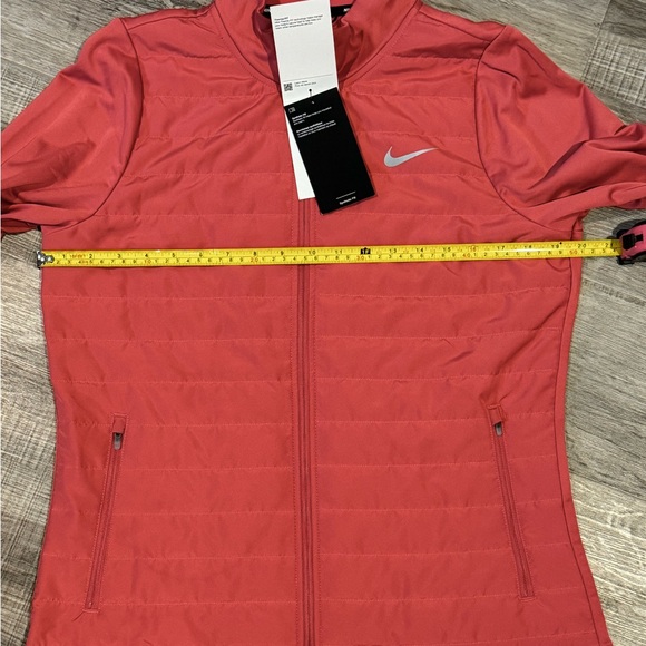 Nike hybrid running jacket - Picture 4 of 8